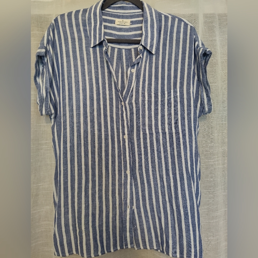 Thread and Supply Women's Top Size M